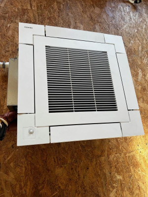 CASSETTE TOSHIBA MMU-AP0057MH-5 1.7 kw + Façade