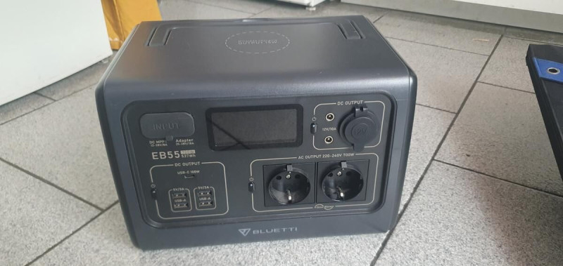 Batterie Bluetti EB55 + panneau solaire 3x45W