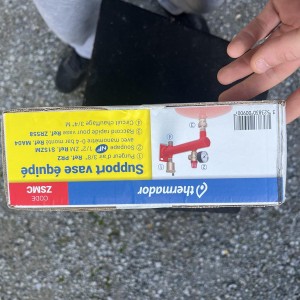 support de vase équipé