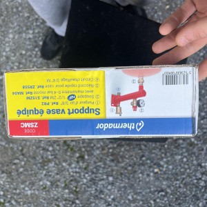 support de vase équipé