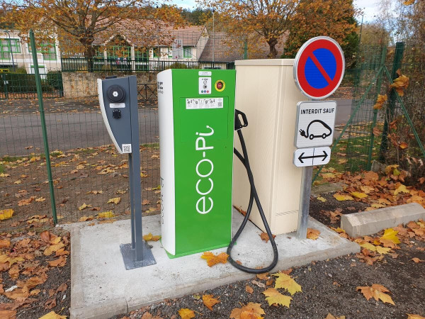 borne de recharge 60 KWH DC