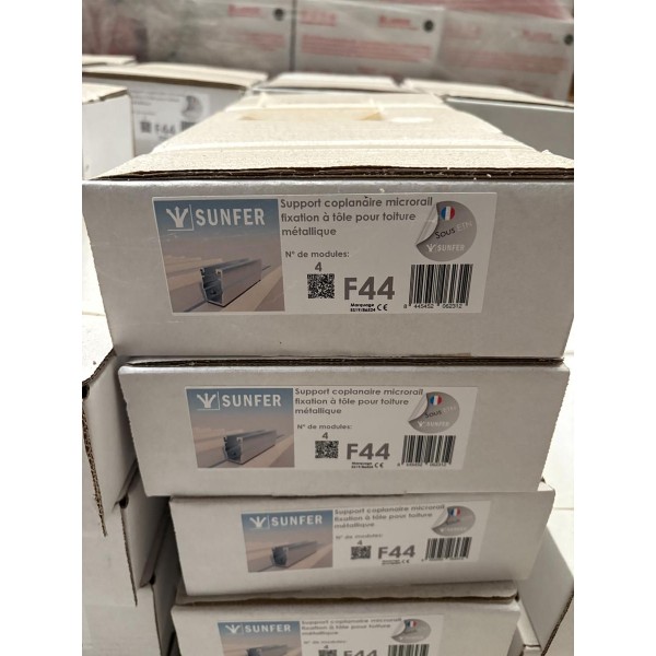 Support 4 panneaux sur toit Bac acier