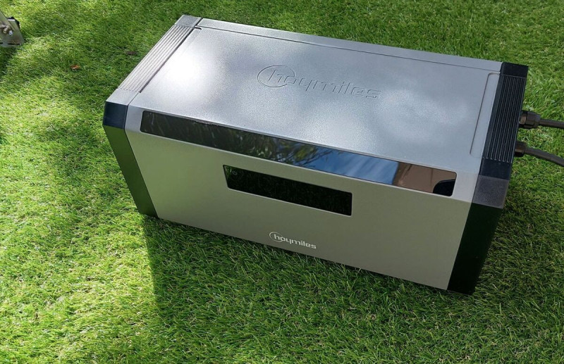 Kit solaire 800W avec batterie – support au sol (2 panneaux)